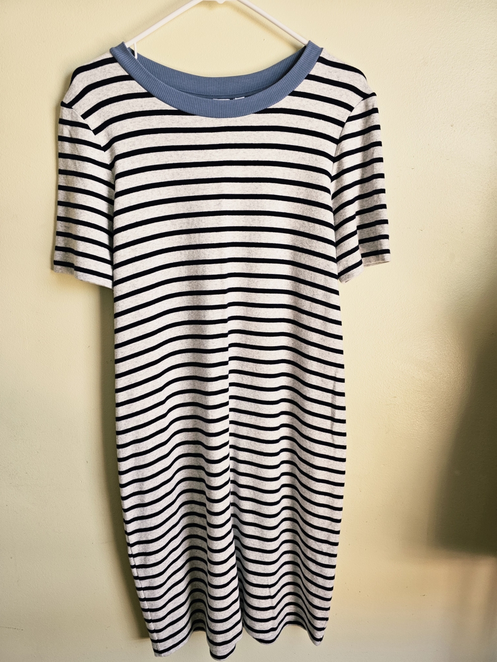 Short-Sleeve Knit Striped Dress Navy & Grey by GAP Large Soft All-Day Comfort - Picture 2 of 5
